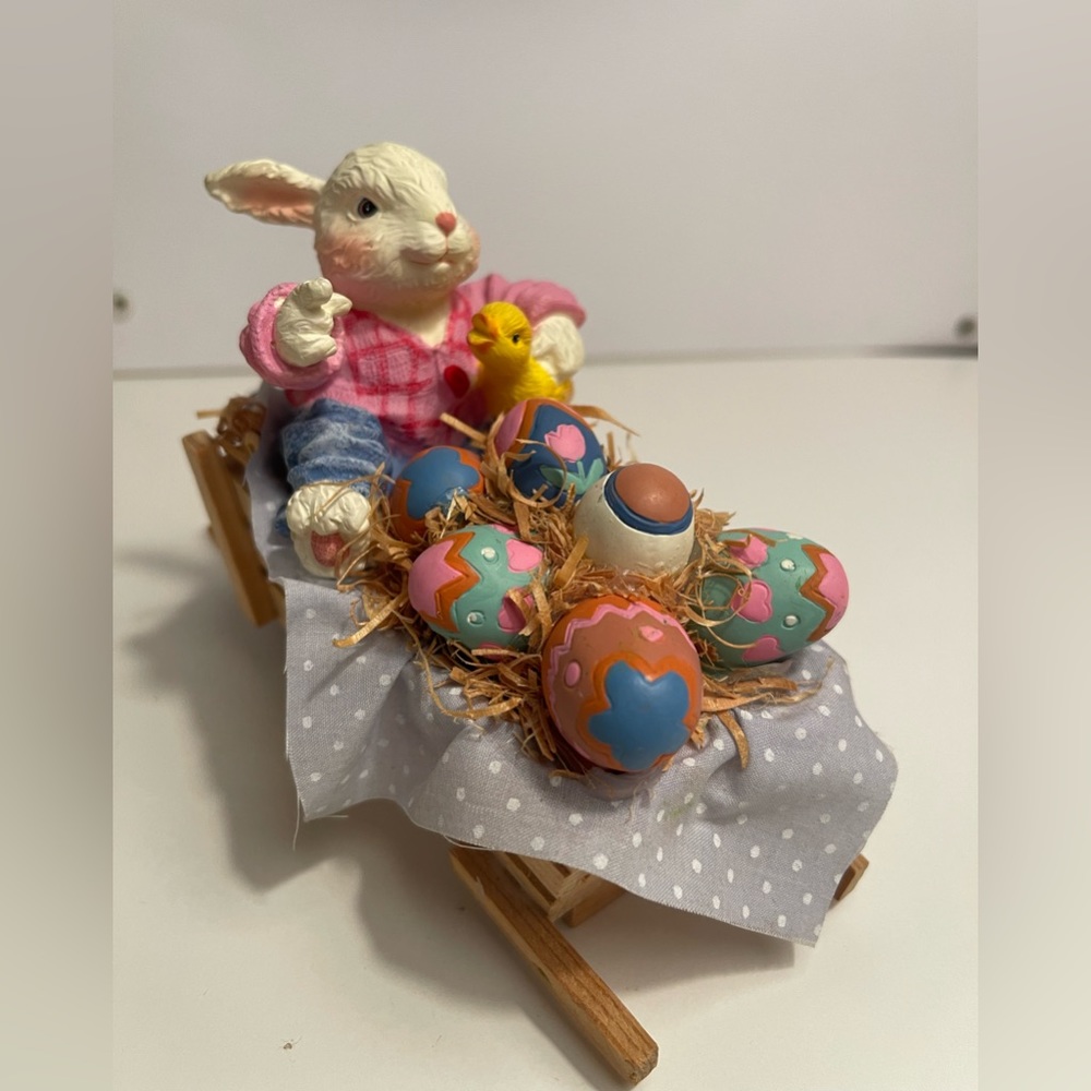 Bunny in Wagon Vintage